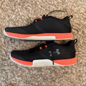 Under Armour tribase Reign cross trainers